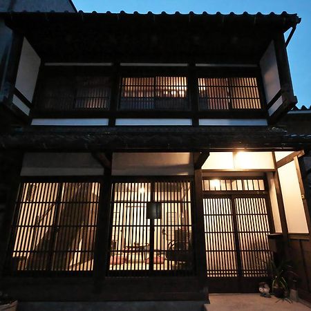 Kanazawa Guest House East Mountain Eksteriør billede